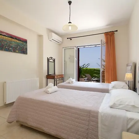 Dina Villa Metaxata
